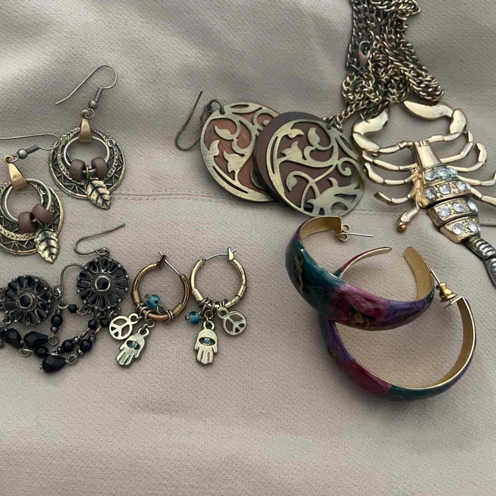 7 pcs jewelry bundle